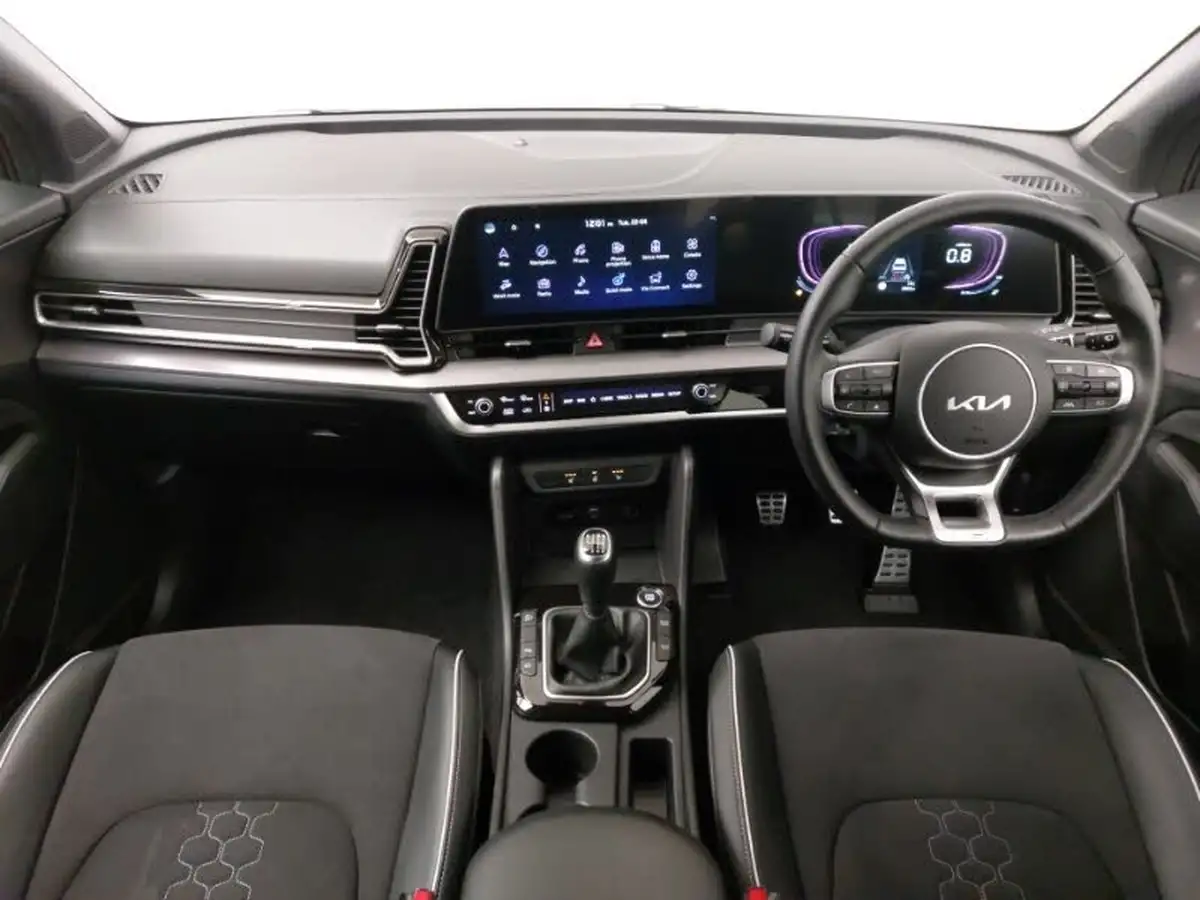2024-kia-sportage-16-t-gdi-gt-line-148bhp-big-2
