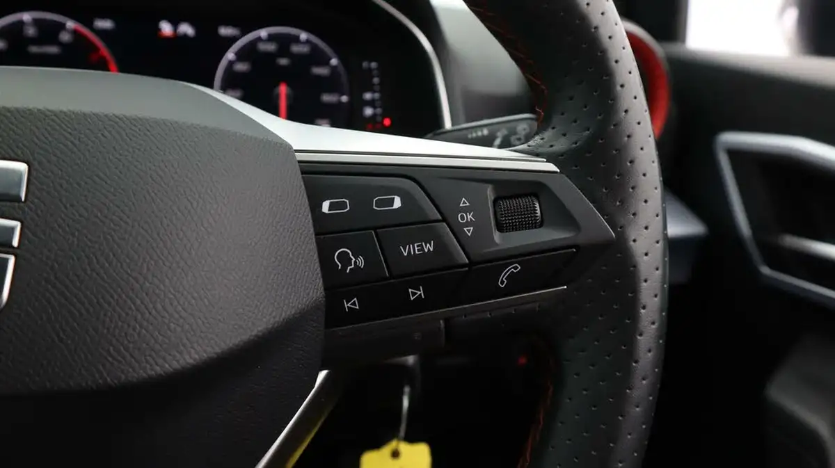 2022-seat-arona-10-tsi-fr-sport-big-27