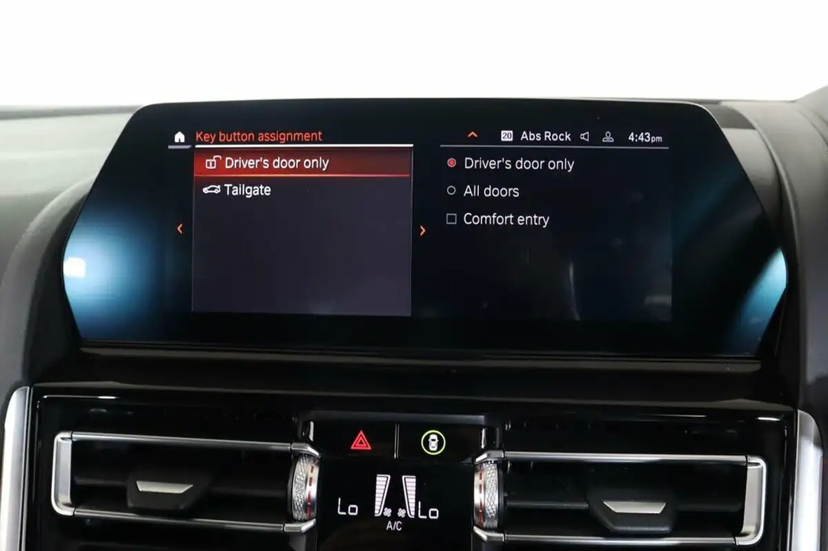 2022-bmw-8-series-30-840i-m-sport-convertible-2d-big-56
