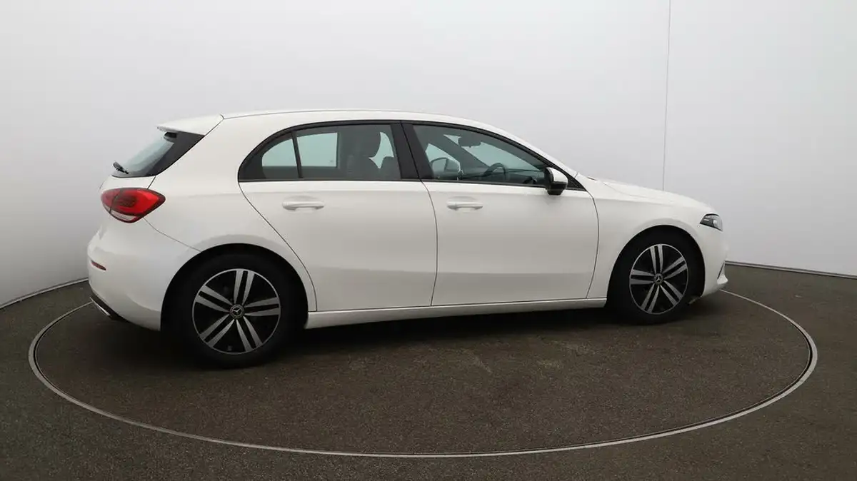 2021-mercedes-benz-a-class-15d-a180d-sport-hatchback-5d-7g-dct-big-49