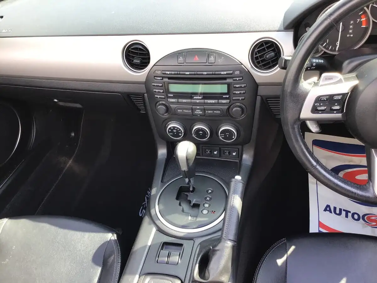 2010-mazda-mx-5-20-roadster-auto-big-15