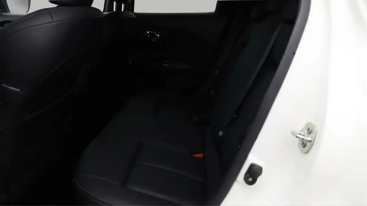 2019-nissan-juke-16-tekna-112ps-xtronic-cvt-big-15