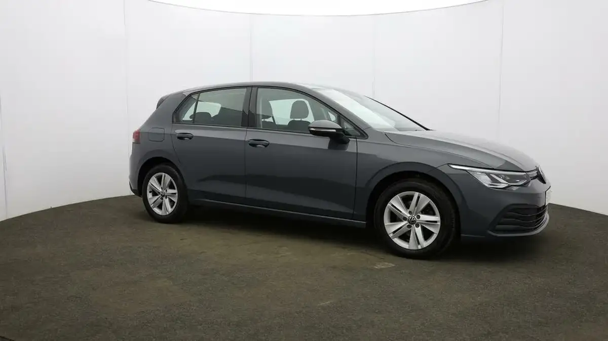 2021-volkswagen-golf-15-etsi-life-150ps-hatchback-big-42