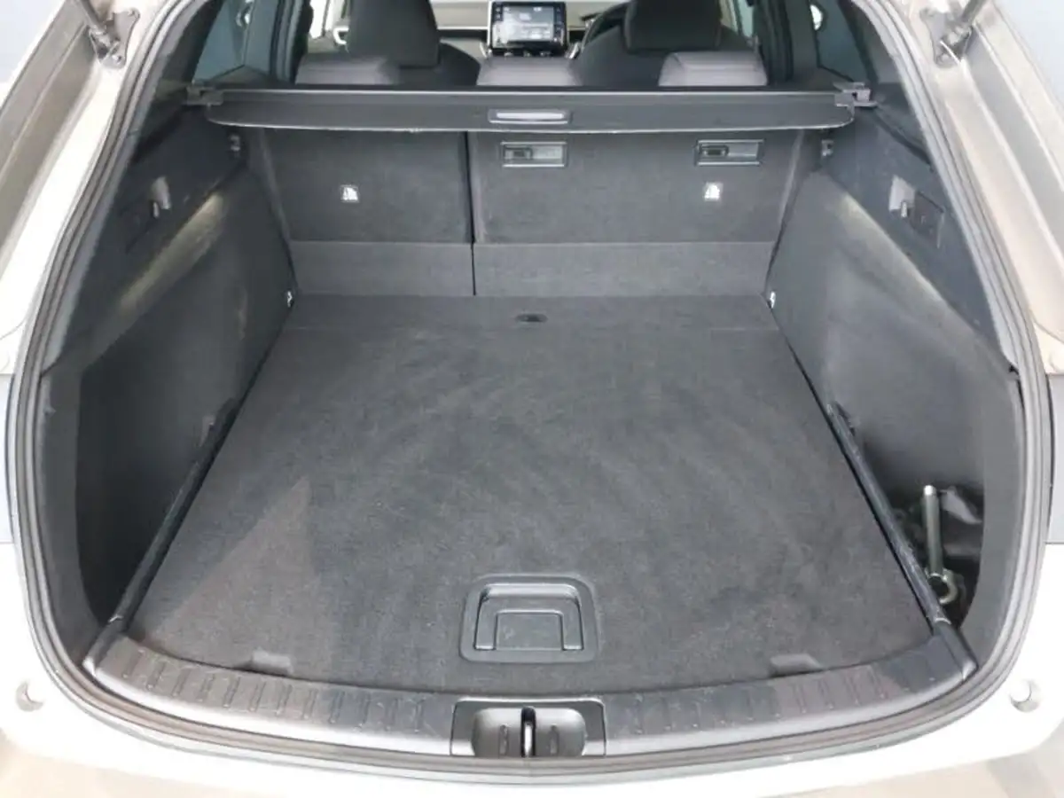 2022-suzuki-swace-18-sz5-big-7