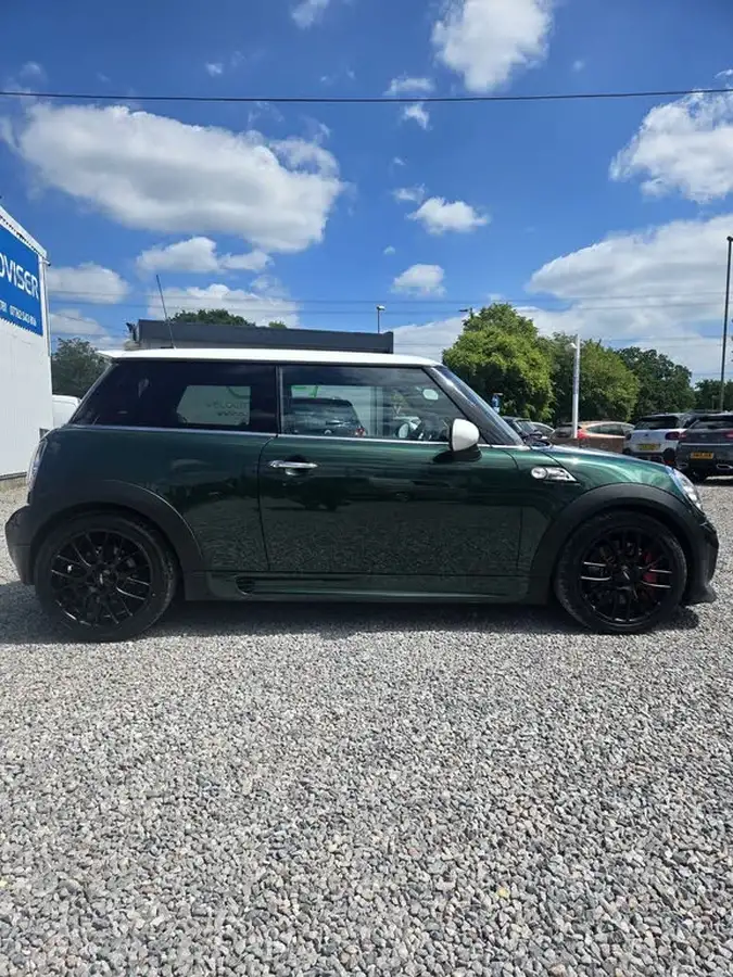 2012-mini-cooper-16-john-cooper-works-hatchback-3d-big-4