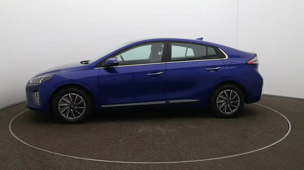 2022-hyundai-ioniq-e-premium-electric-big-63