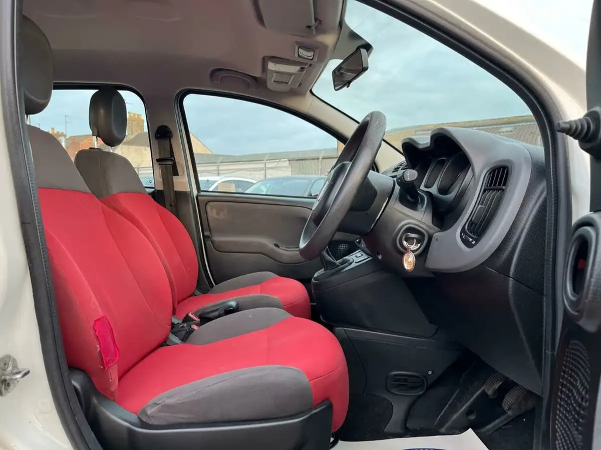 2014-fiat-panda-12-pop-big-10