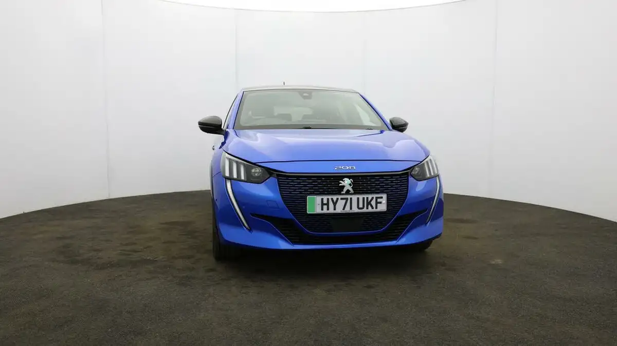 2021-peugeot-208-e-gt-premium-big-35
