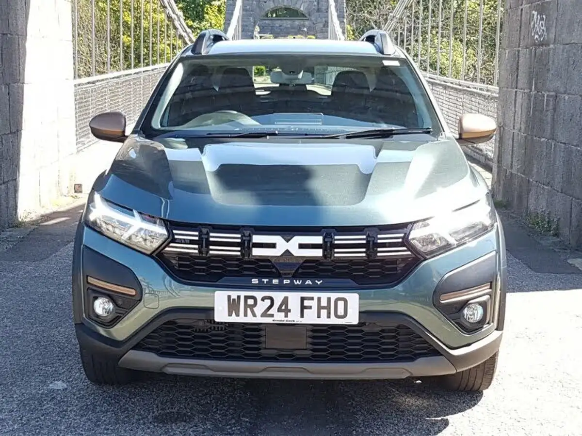 2024-dacia-sandero-stepway-10-tce-extreme-90bhp-big-11