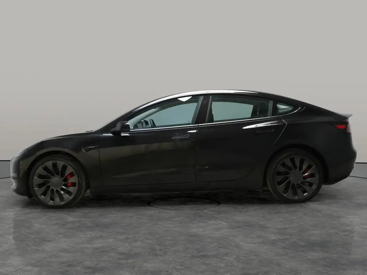 2022-tesla-model-3-e-performance-big-15