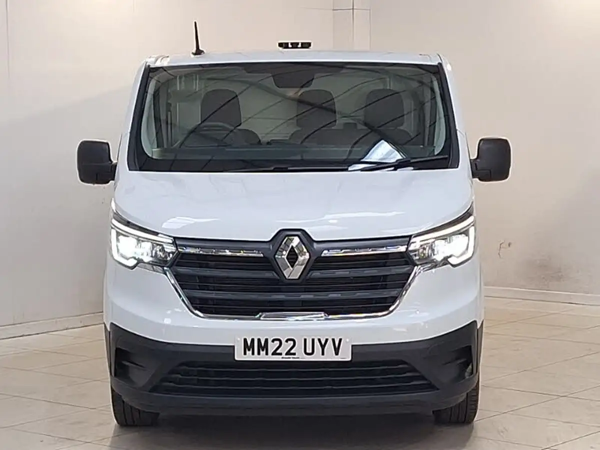 2022-renault-trafic-20dci-ll30-130-business-panel-big-11