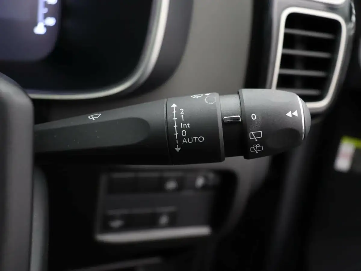 2022-citroen-c5-aircross-15bluehdi-shine-ss-big-42
