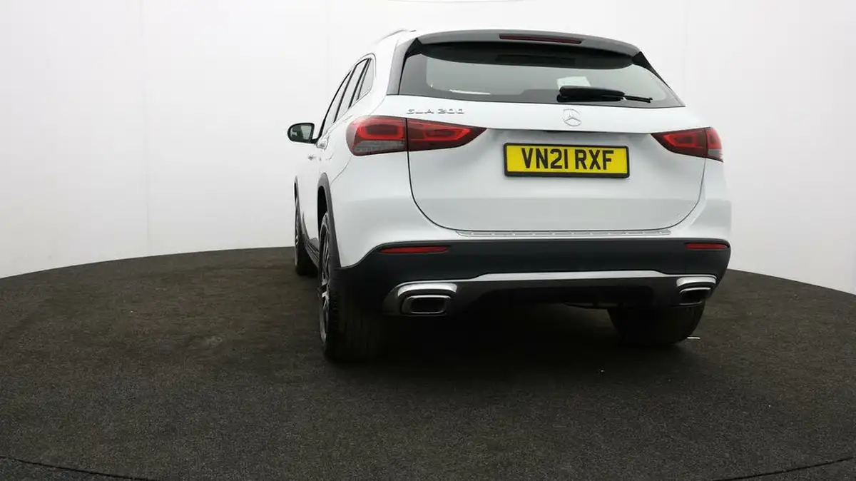 2021-mercedes-benz-gla-class-13-gla-200-sport-big-31