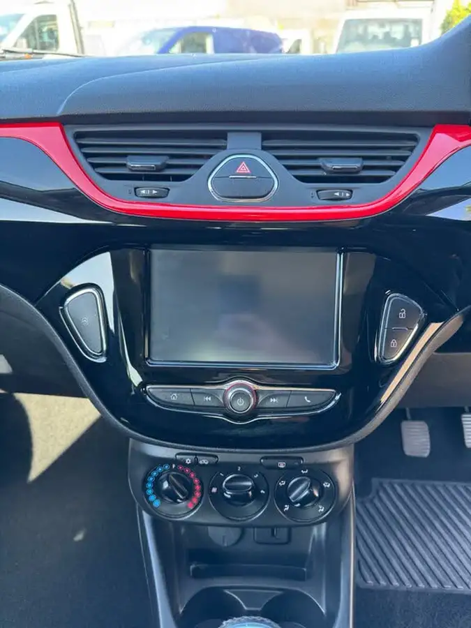 2017-vauxhall-corsa-14i-limited-edition-75ps-ecoflex-3d-big-31