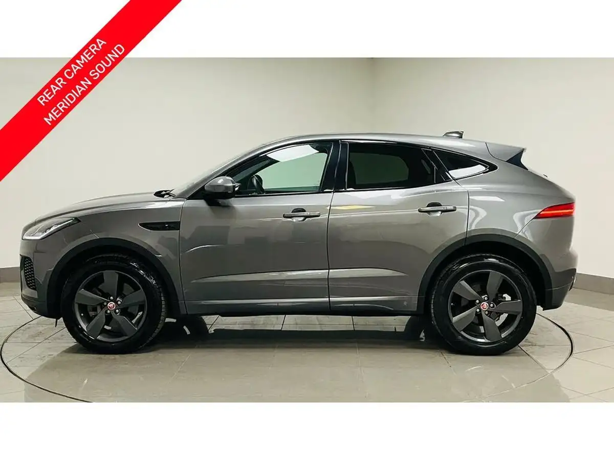 2020-jaguar-e-pace-20-i4-chequered-flag-200ps-big-3