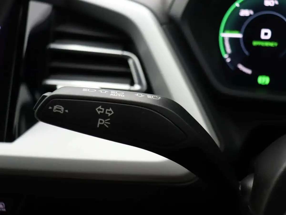 2023-audi-q4-e-tron-35e-sport-station-wagon-big-42