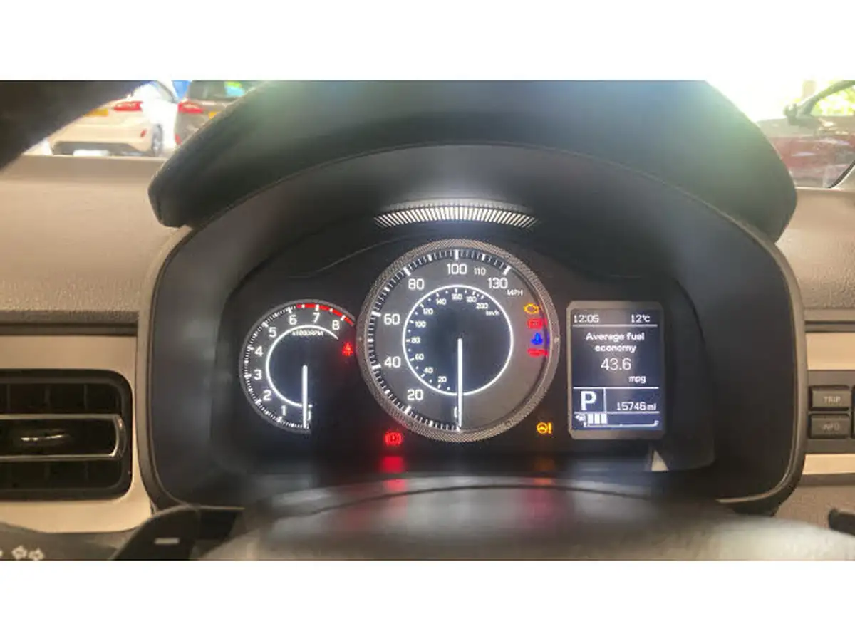 2022-suzuki-ignis-12-dualjet-sz5-cvt-big-17