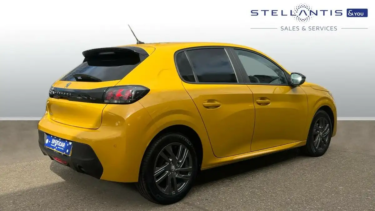 2022-peugeot-208-12-puretech-active-premium-75ps-big-2