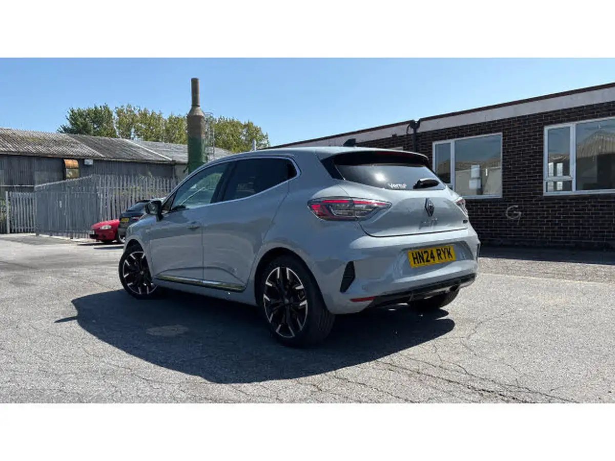 2024-renault-clio-16-techno-big-34