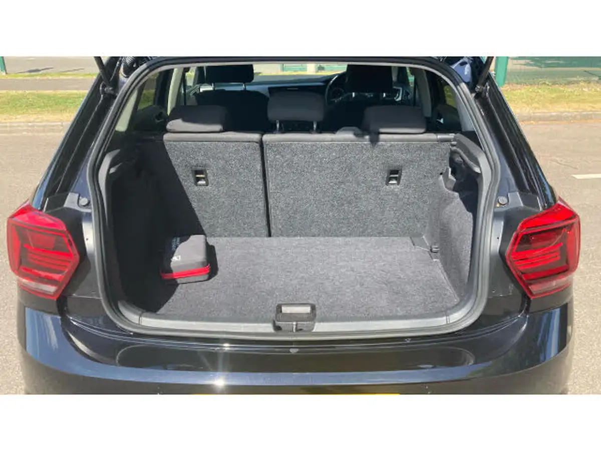 2021-volkswagen-polo-10-tsi-match-big-19