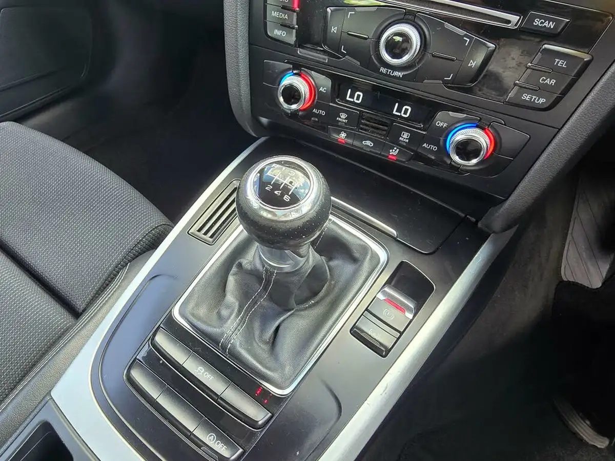 2012-audi-a4-20td-quattro-s-line-177ps-big-19