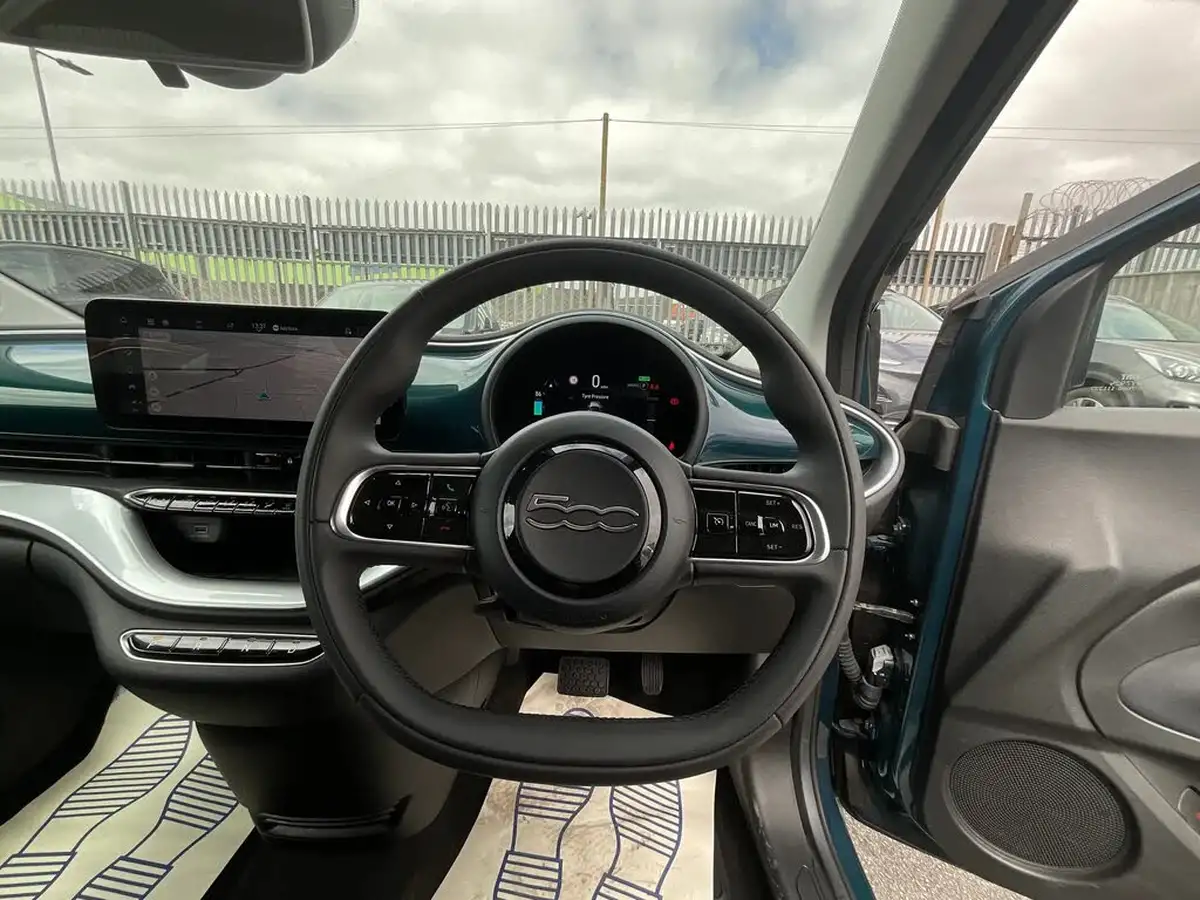2022-fiat-500-e-icon-117bhp-big-19