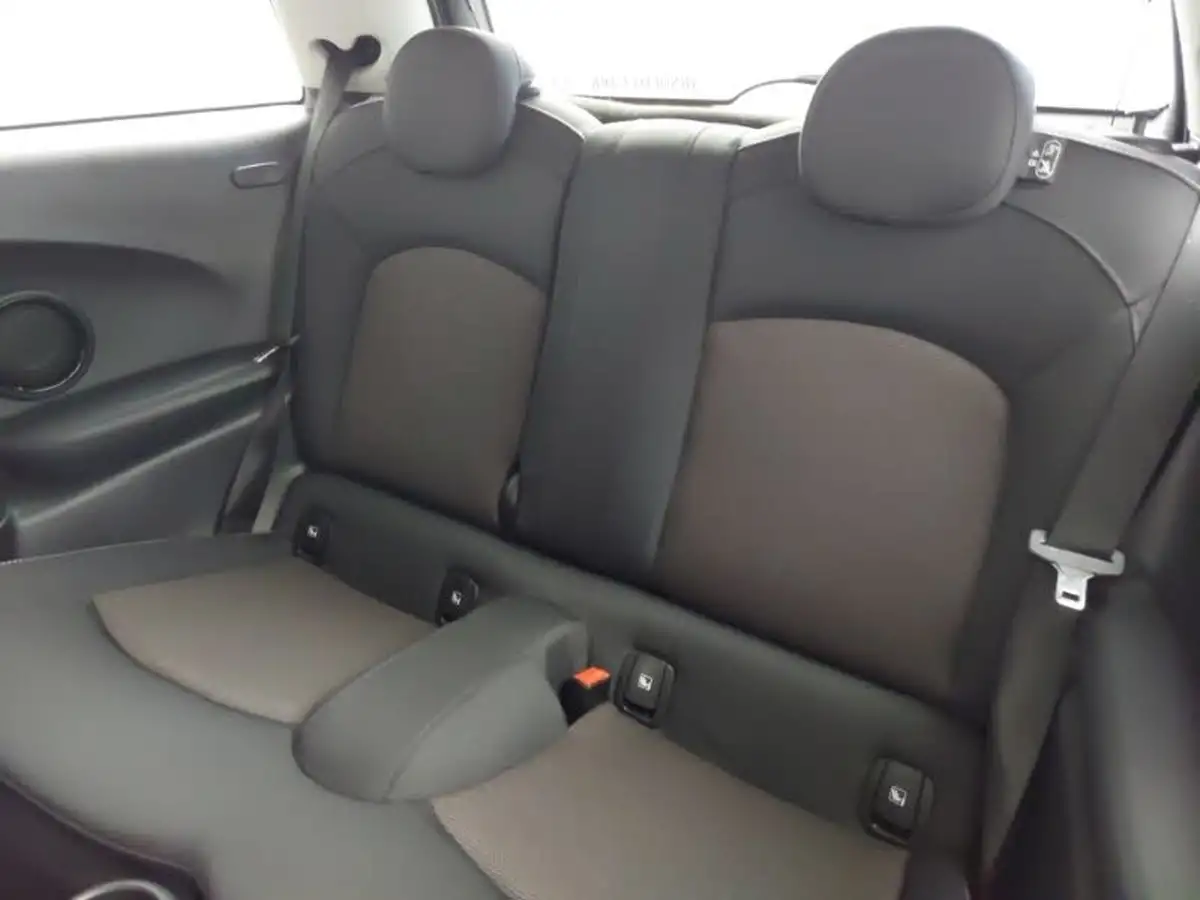 2023-mini-cooper-15-cooper-classic-premium-auto-hatchback-3d-auto-big-11