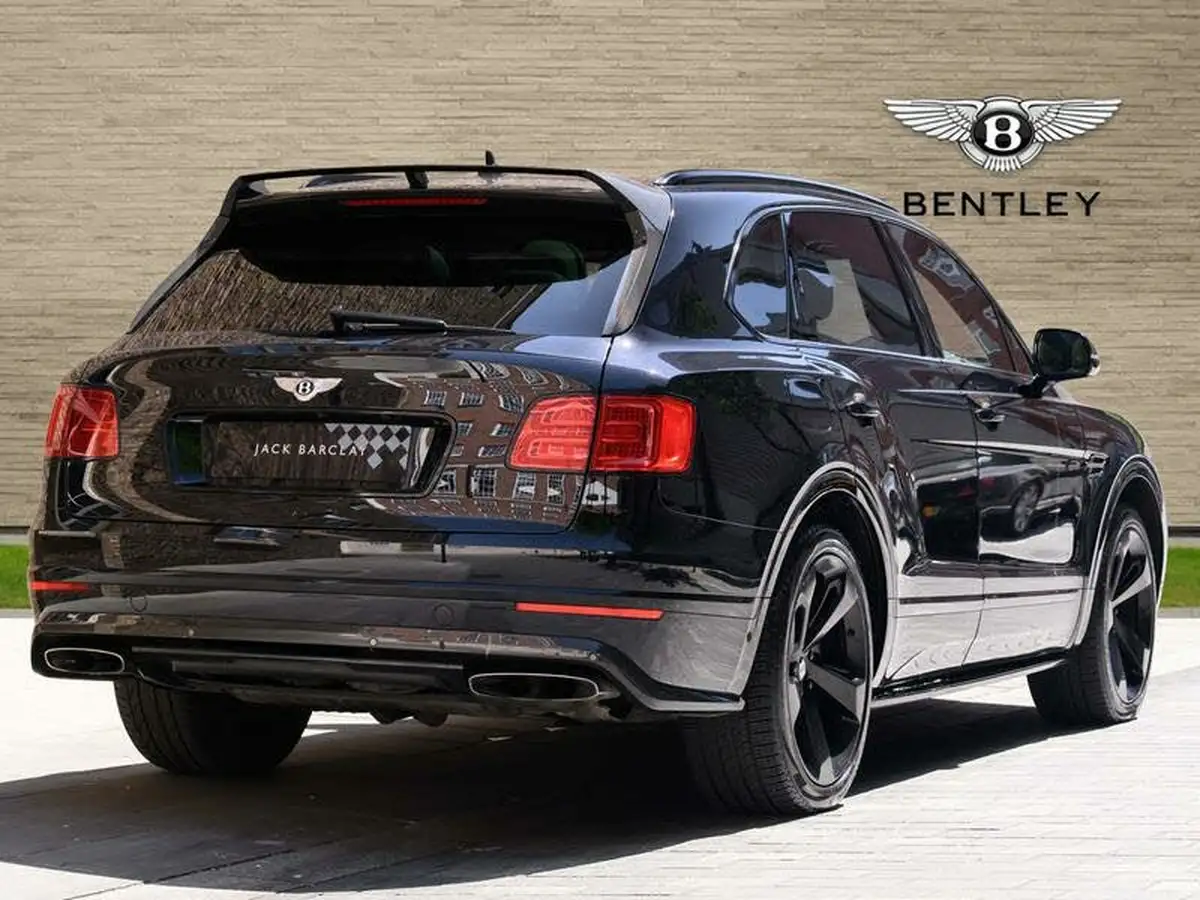 2016-bentley-bentayga-60-w12-big-2
