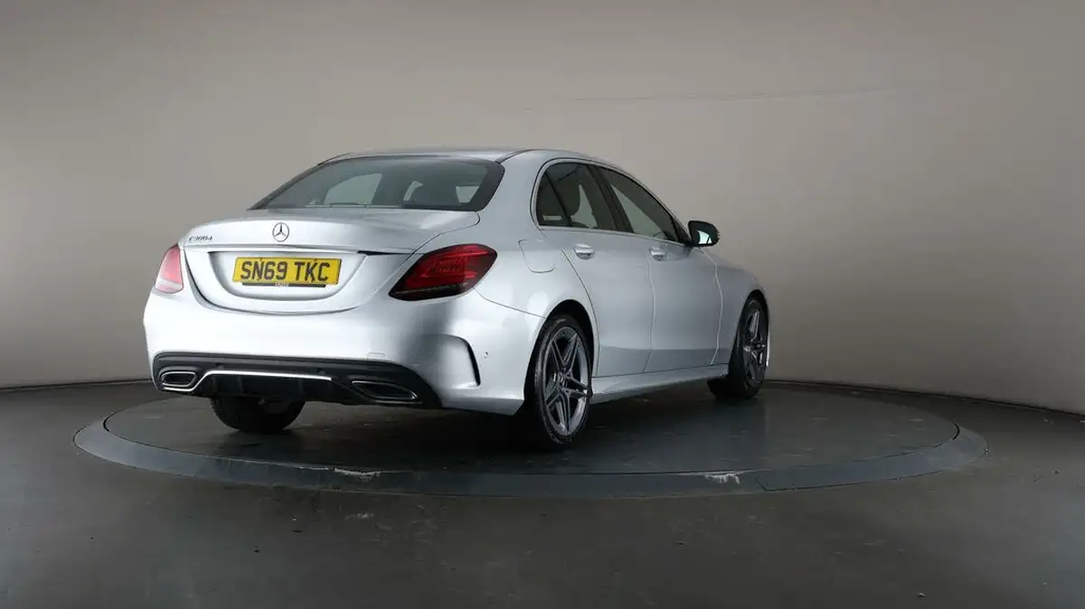 2019-mercedes-benz-c-class-20d-c300d-amg-line-245ps-ss-saloon-4d-big-68