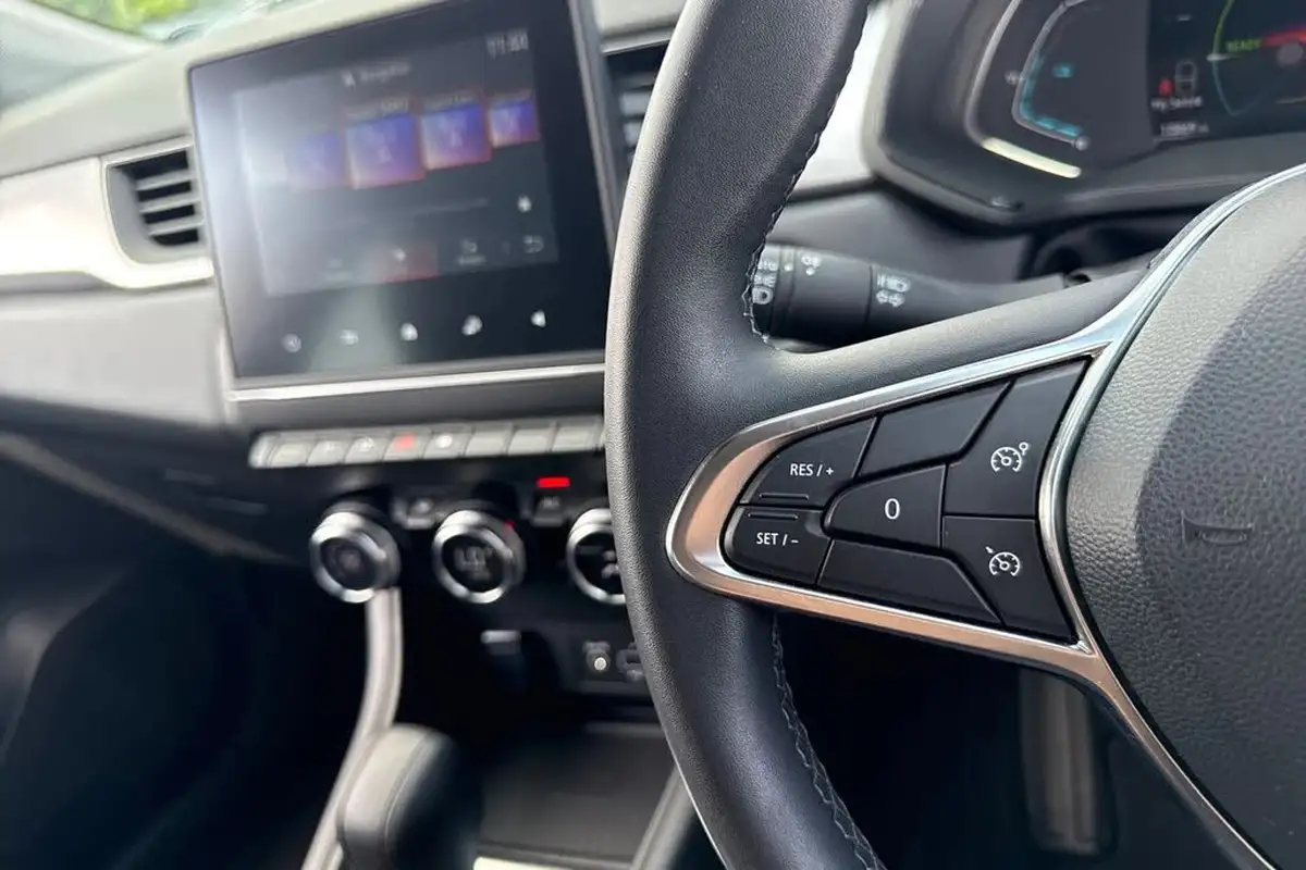 2023-renault-captur-16-techno-145ps-full-big-36