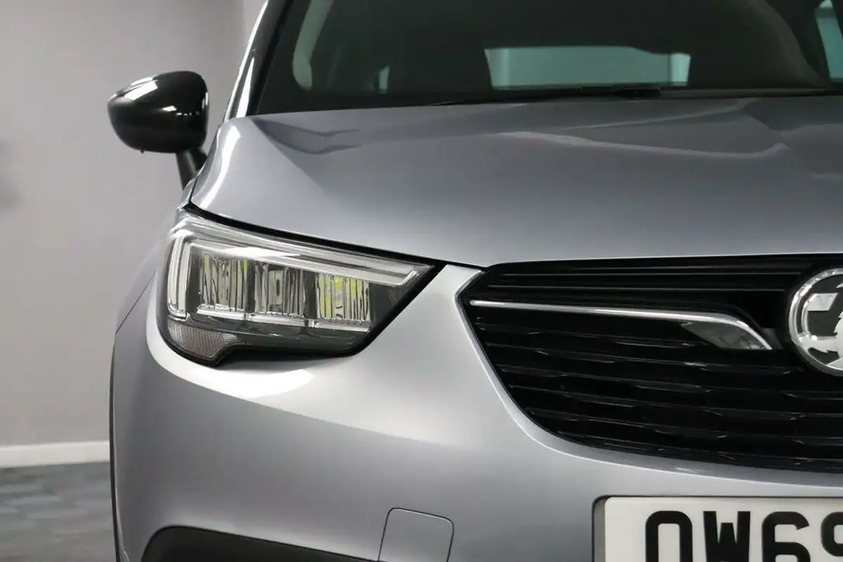 2020-vauxhall-crossland-x-12-griffin-110ps-big-24