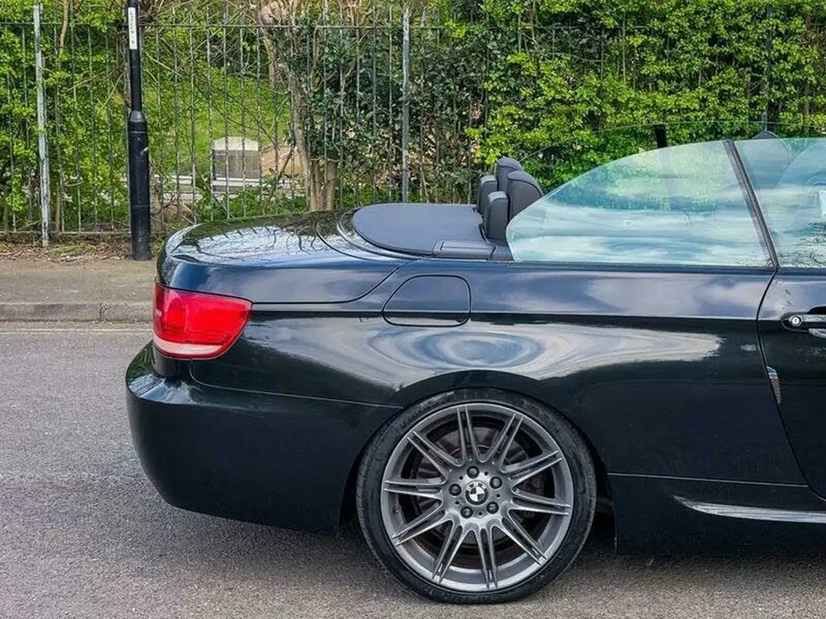 2009-bmw-3-series-30-330i-m-sport-convertible-2d-auto-big-16