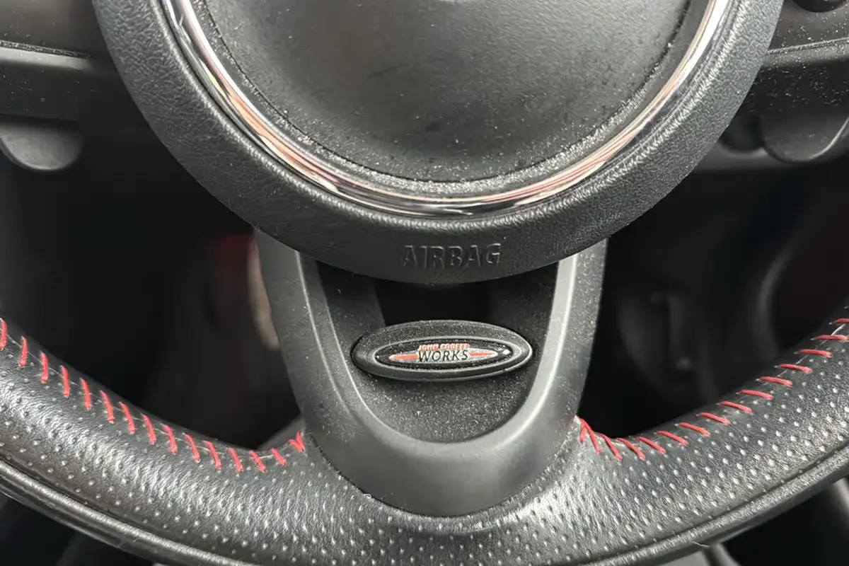 2019-mini-clubman-20-john-cooper-works-big-47
