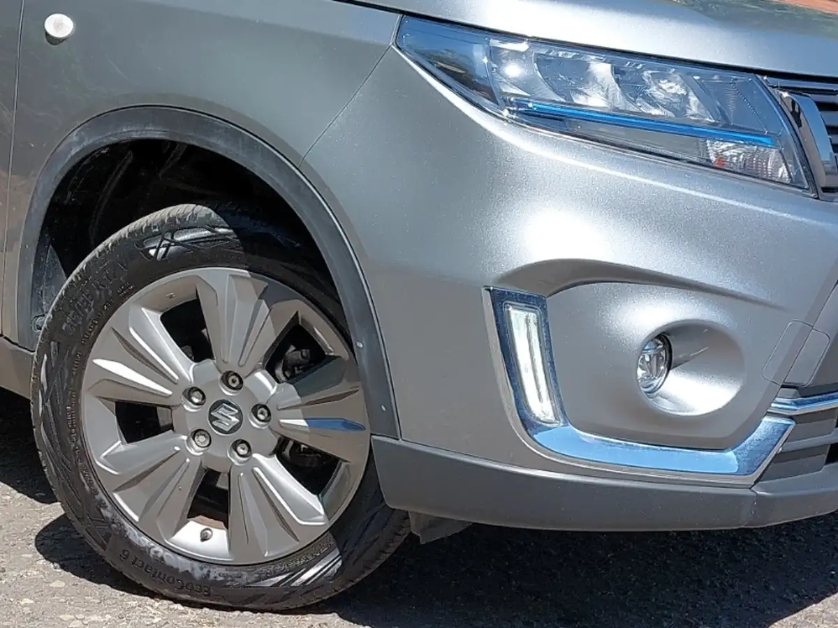 2022-suzuki-vitara-15-sz-t-big-8