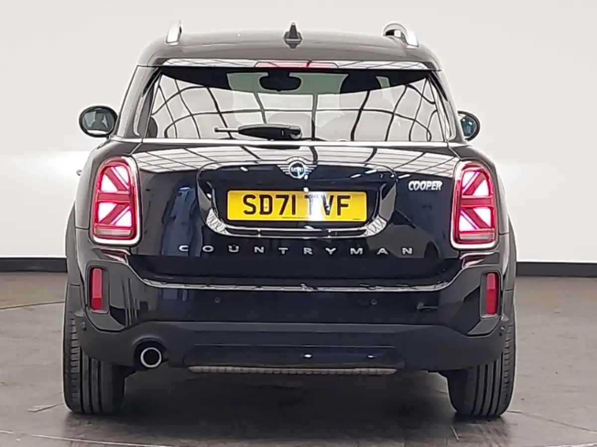 2021-mini-countryman-15-cooper-classic-auto-big-14