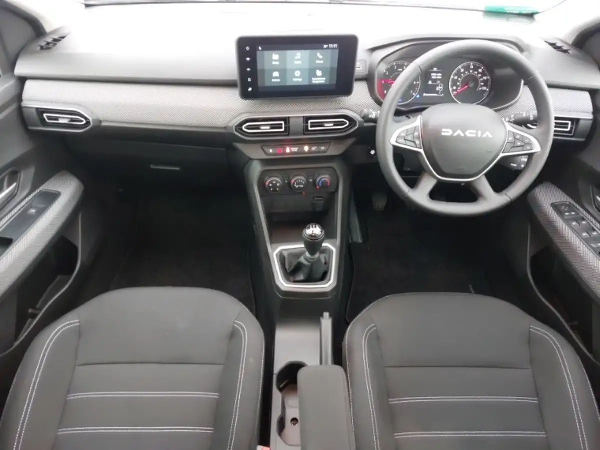 2023-dacia-sandero-10-tce-expression-90bhp-big-2