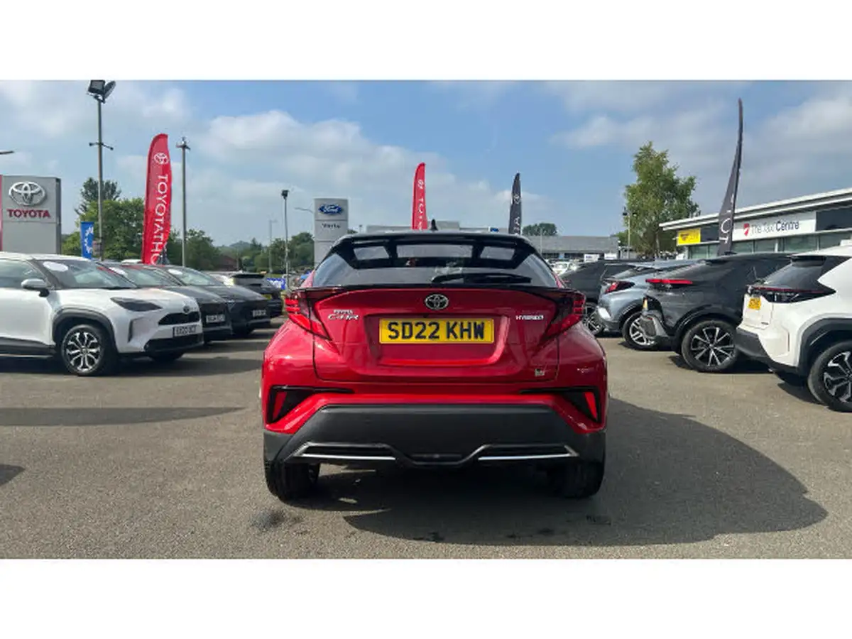 2022-toyota-c-hr-18-vvt-i-gr-sport-big-18