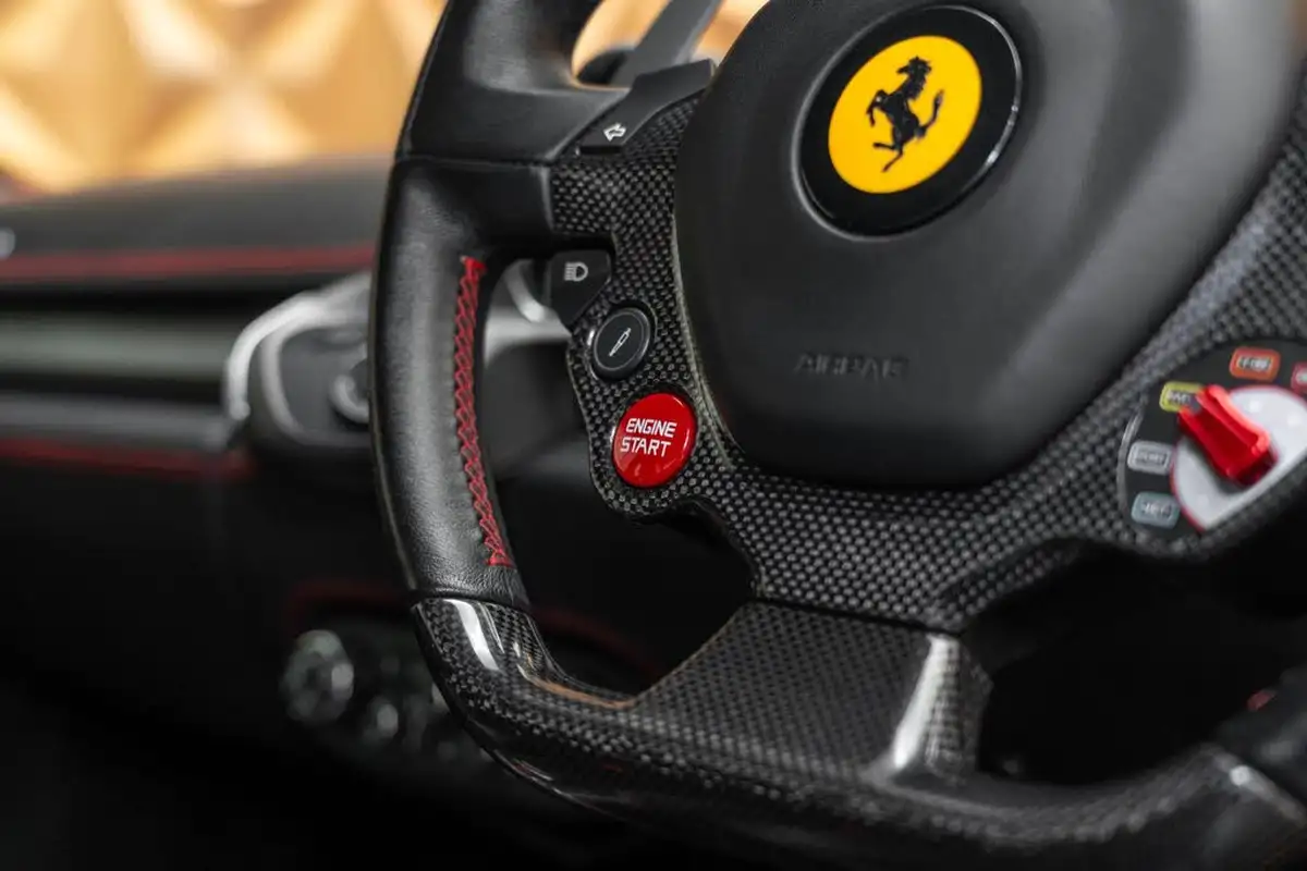 2012-ferrari-458-45-italia-big-15