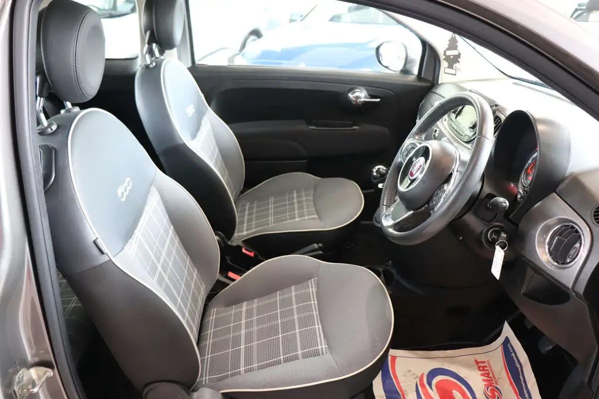 2019-fiat-500-12-lounge-ss-big-17