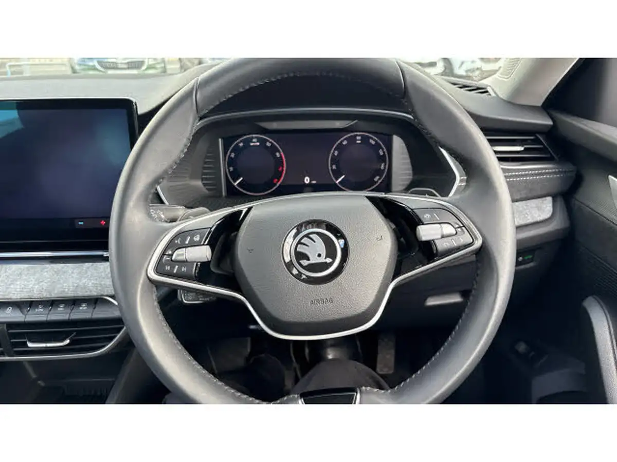 2024-skoda-octavia-15-tsi-e-tec-se-l-hatchback-big-9