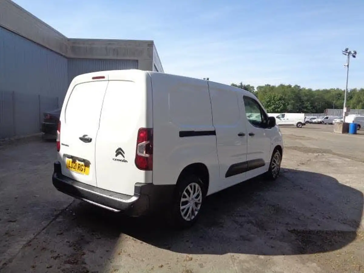 2021-citroen-berlingo-15bluehdi-950-enterprise-100pseu6dt-e-ss-big-2