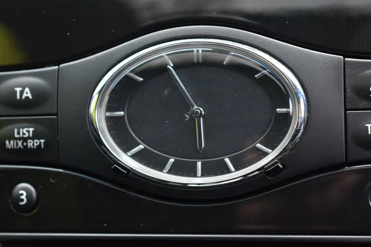 2010-infiniti-fx-50-s-le-big-59