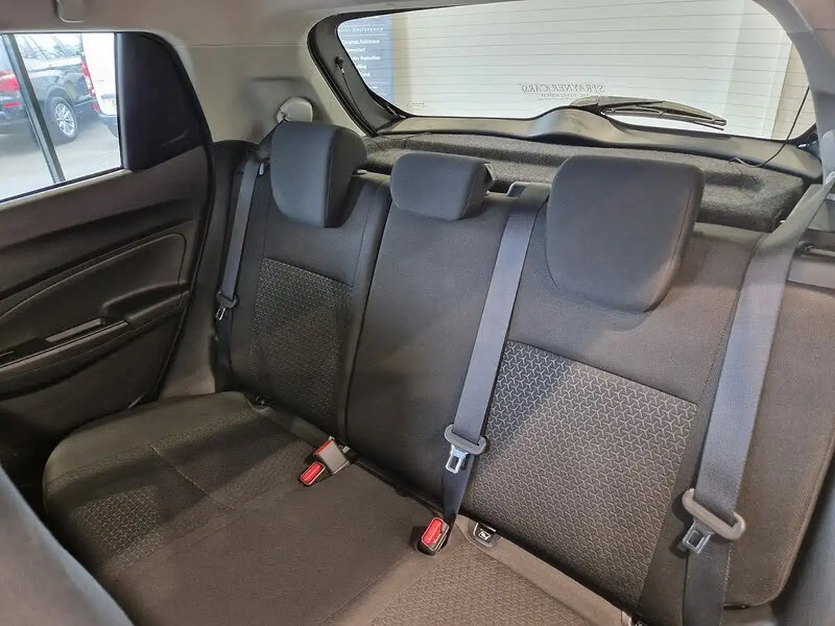 2022-suzuki-swift-12-dualjet-sz5-big-19