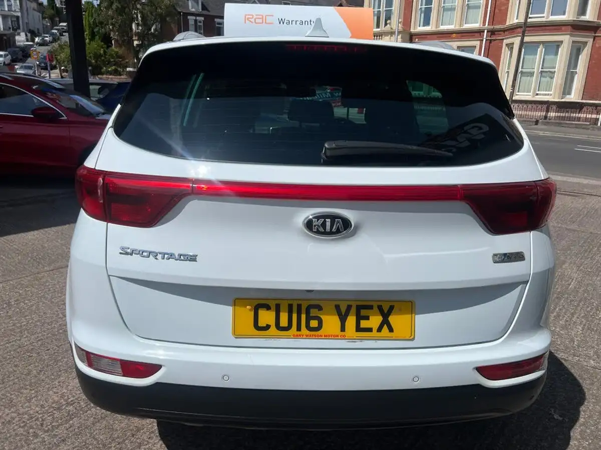 2016-kia-sportage-16-gdi-2-130bhp-big-2