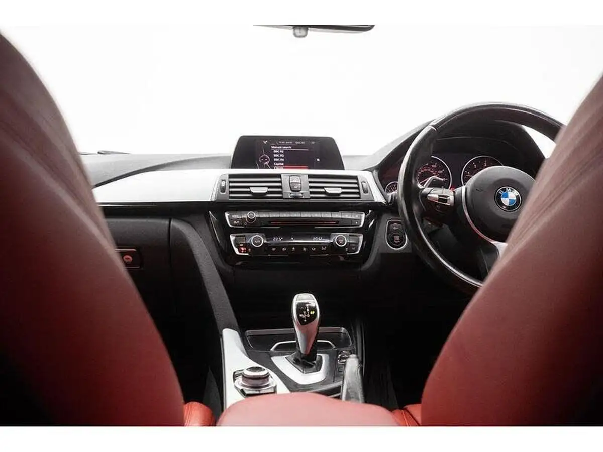 2016-bmw-3-series-30td-335d-xdrive-m-sport-saloon-4d-big-32