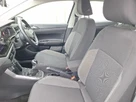 2022-volkswagen-polo-10-life-small-4