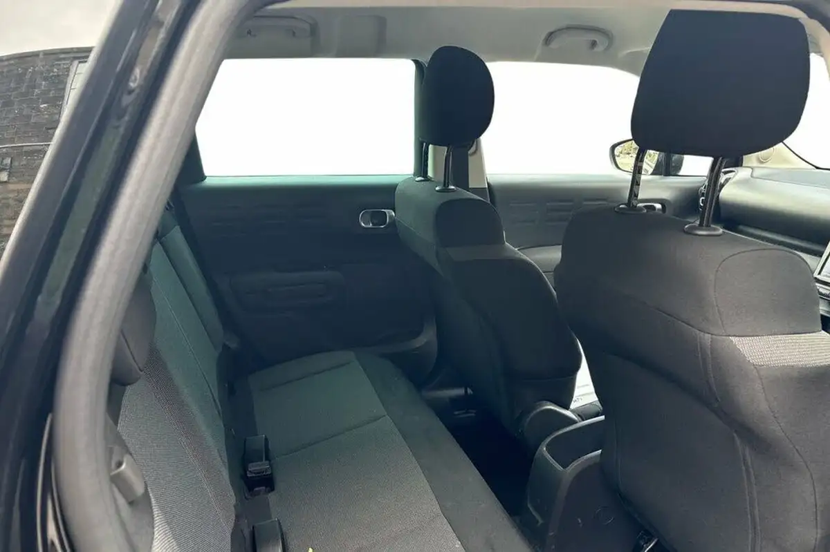 2023-citroen-c3-aircross-12-puretech-shine-110ps-big-9