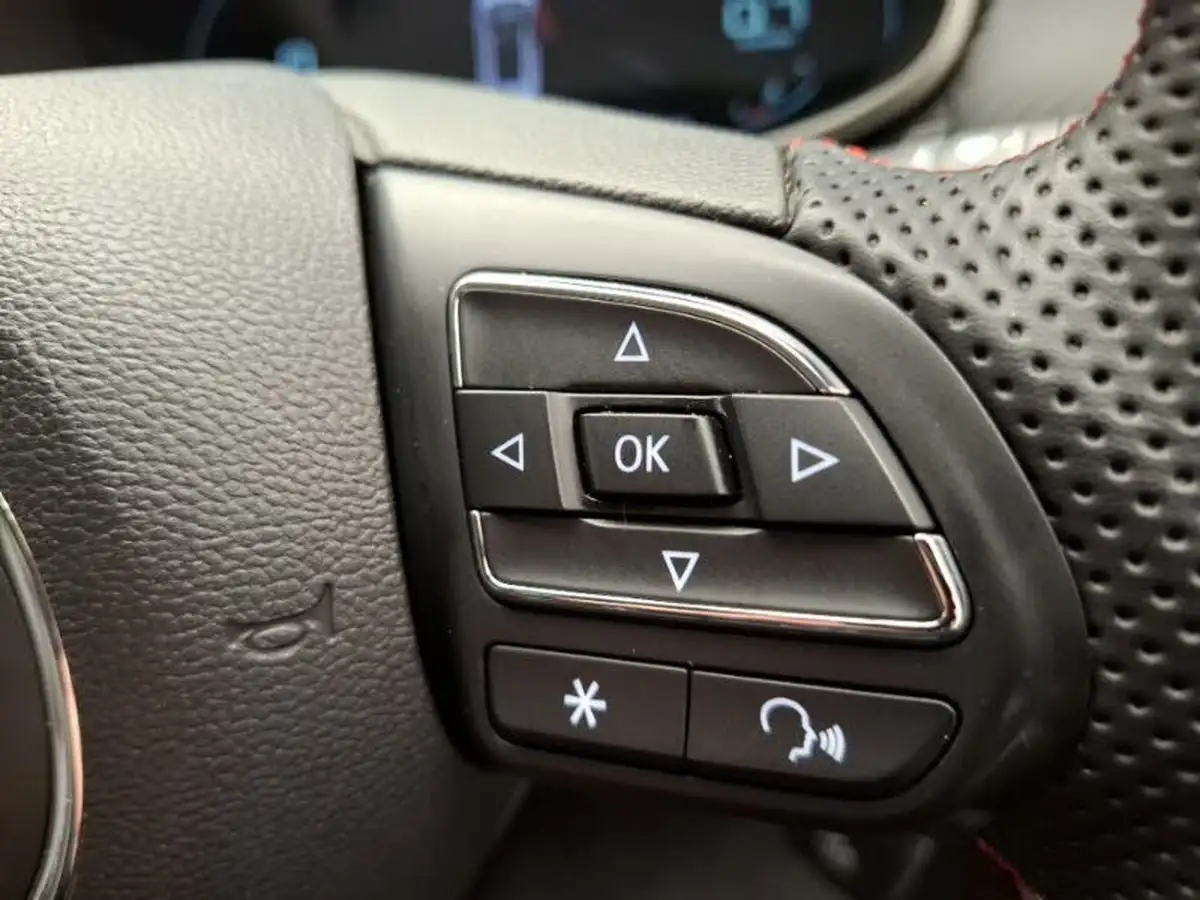 2023-mg-zs-suv-15-vti-tech-exclusive-big-17