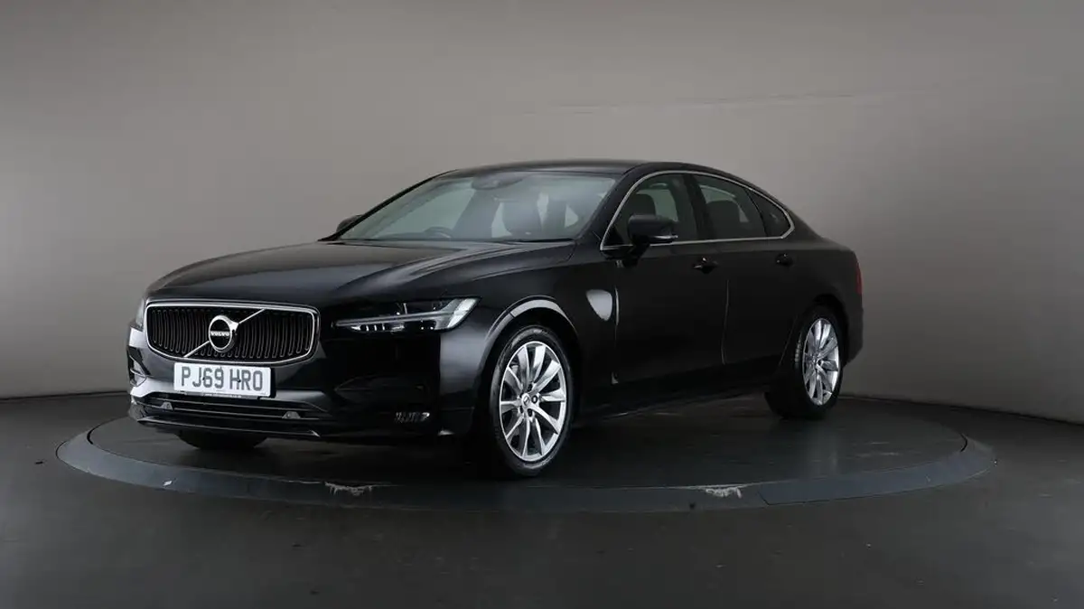 2020-volvo-s90-20-t4-momentum-plus-big-44