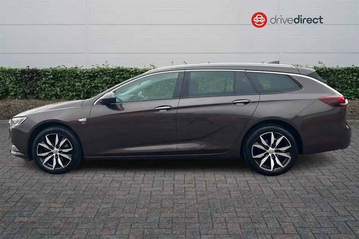 2017-vauxhall-insignia-sports-tourer-20td-elite-nav-ss-big-5